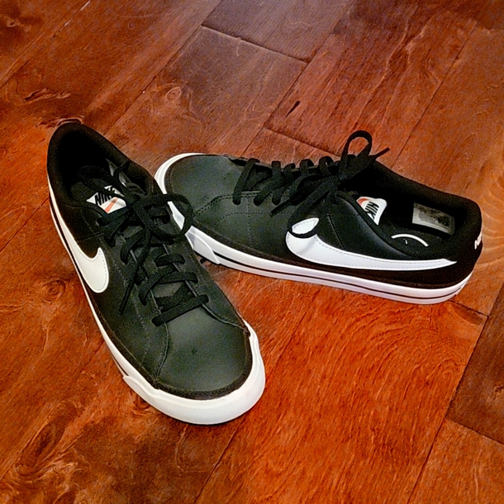 Nike Kids Court Legacy Leather Shoe